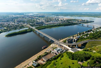 Сегодня в ночное время в Арзамасском районе 34-летний водитель легкового автомобиля марки «Лада Гранта», не справившись с управлением, совершил выезд на полосу, предназначенную для встречного движения, где столкнулся с...